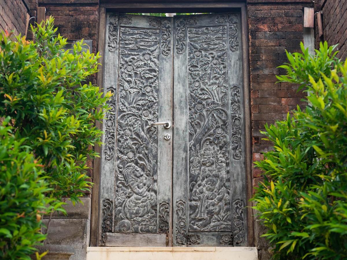 Majapahit Beach Villas By Nakula Ketewel Экстерьер фото